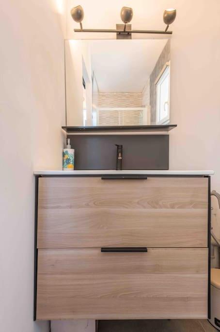 Aux Studio Sous Les Oliviers Netflix Et Disney Plus Contes  Bagian luar foto